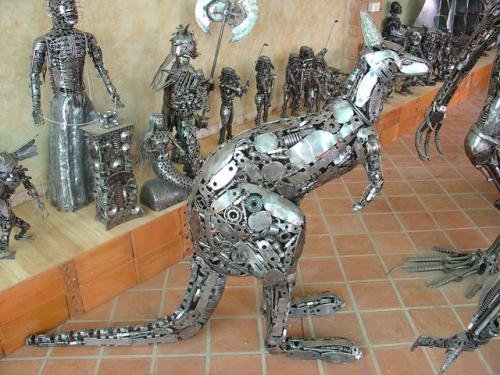 Скульптуры из металла