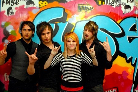 Группа "Paramore"