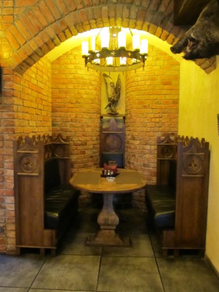 Ресторан со средневековьем