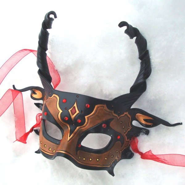 Драконьи маски от merimask